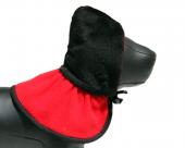 Czerwono-czarna czapka dla psa z szalikiem